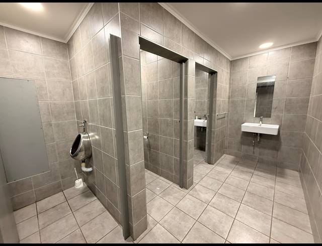 841M² SHOWROOM TO LET IN CONGELLA